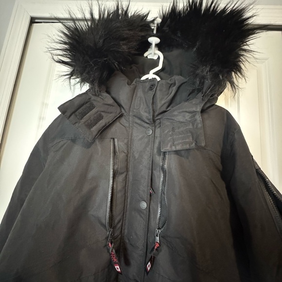 Black super warm mid leng winter coat​​​ - Picture 6 of 9